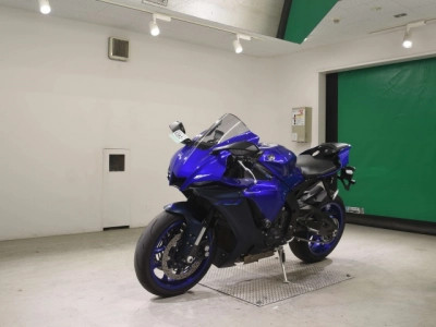 Yamaha YZF-R1