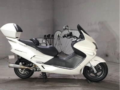 Honda FORZA S