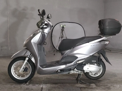Honda LEAD 125