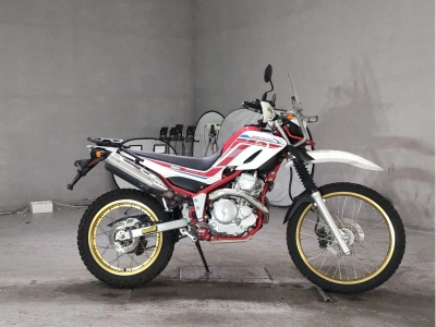 Yamaha SEROW 250