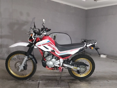 Yamaha SEROW 250