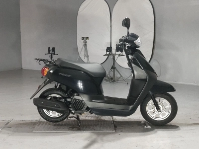 Honda  TACT  BASIC 