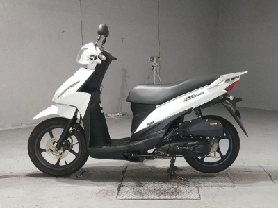 Suzuki ADDRESS V110
