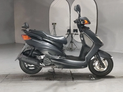 Yamaha CYGNUS125X