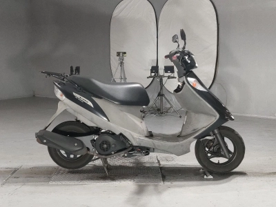 Suzuki ADDRESS V125
