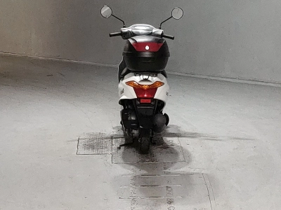 Suzuki LET'S5