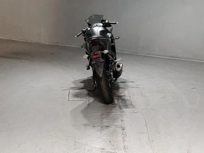 Yamaha YZF-R25