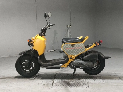 Honda ZUMAR