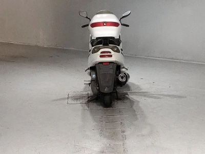 Yamaha MAJESTY 125