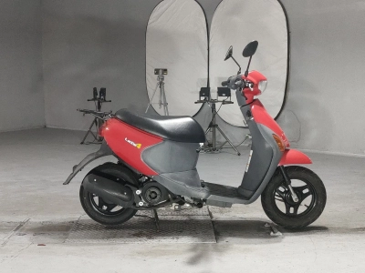 Suzuki LET'S4