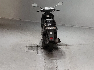Suzuki ADDRESS V100