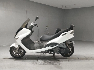 Yamaha MAJESTY 125