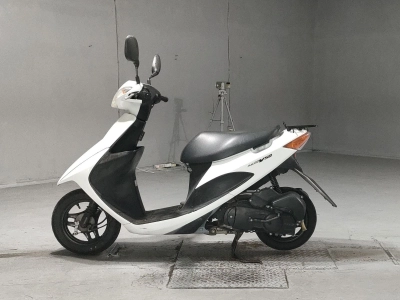 Suzuki ADDRESS V50