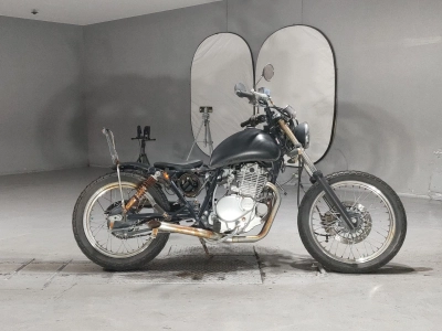 Suzuki GLASS TRACKER BIG BOY