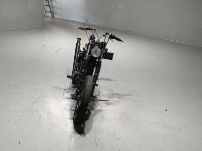 Yamaha SR400-1