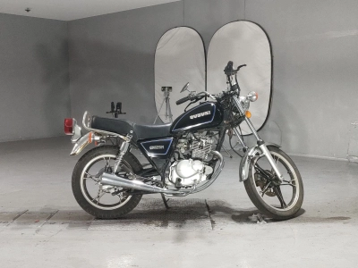 Suzuki GN125H