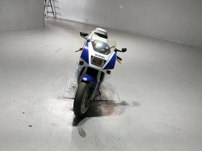 Suzuki RGV250