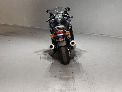 Kawasaki ZZR1100