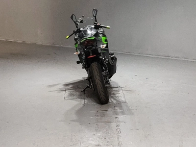 Kawasaki NINJA400