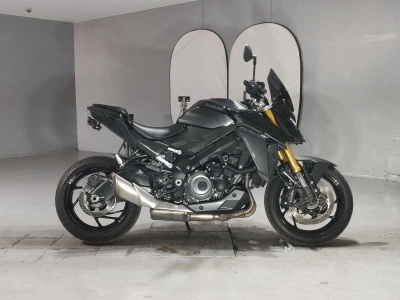 Suzuki GSX-S1000