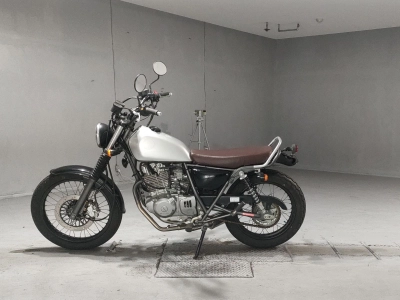 Suzuki GLASS TRACKER BIG BOY