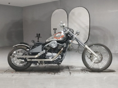 Kawasaki VULCAN400
