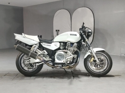 Yamaha XJR1300