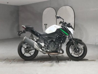 Kawasaki Z400