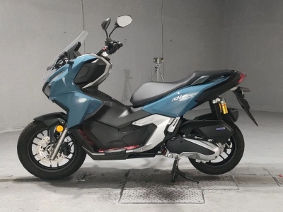 Honda ADV160