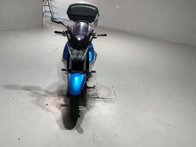Suzuki GSR250