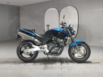 Honda HORNET250