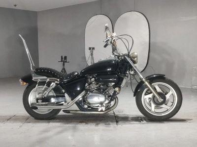 Honda MAGNA 250