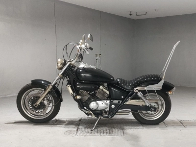Honda MAGNA 250
