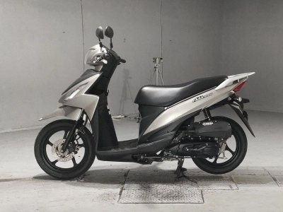 Suzuki ADDRESS V110