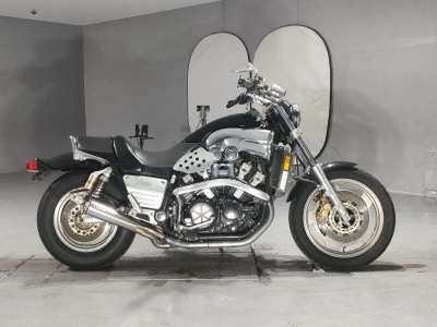 Yamaha V-MAX