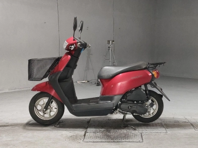Honda  TACT  BASIC 