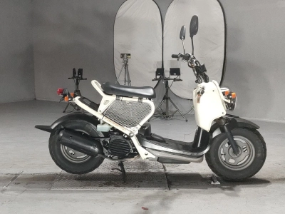 Honda ZUMAR
