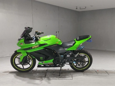 Kawasaki NINJA250R