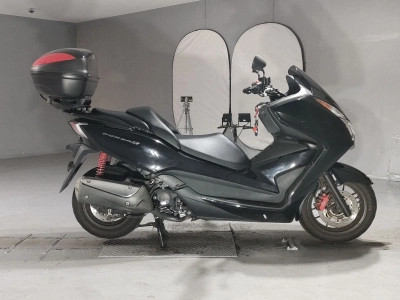 Honda FORZA