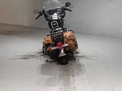 Harley-Davidson HARLEY FLSTC1580