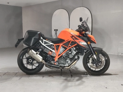 KTM KTM 1290 SUPER  DUKE R