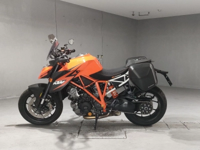 KTM KTM 1290 SUPER  DUKE R