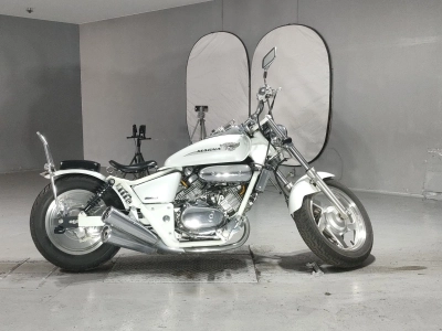 Honda MAGNA 250