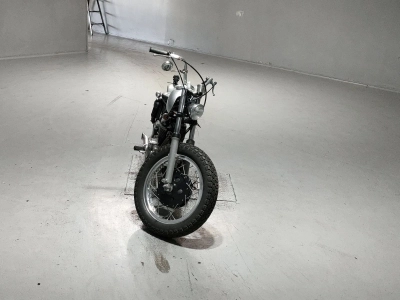 Yamaha SR400-1
