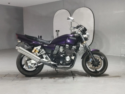 Yamaha XJR400R-1