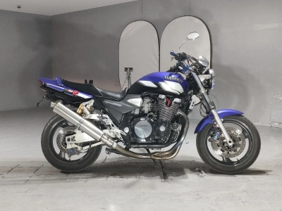 Yamaha XJR1300