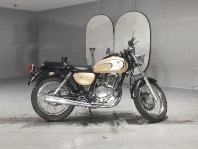 Suzuki ST250E
