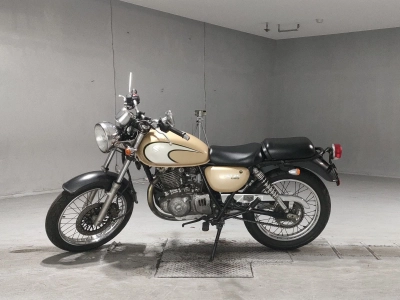 Suzuki ST250E