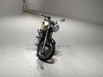 Suzuki ST250E