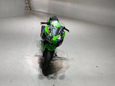 Kawasaki NINJA400